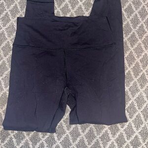 Women’s black lululemon wander under leggings
